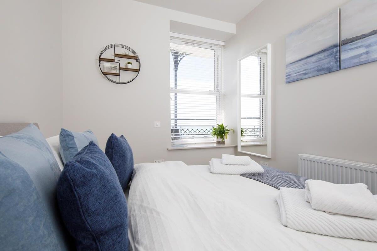 Panoramic Sea Views In Beachfront Apt W Balcony Bognor Regis Eksteriør bilde