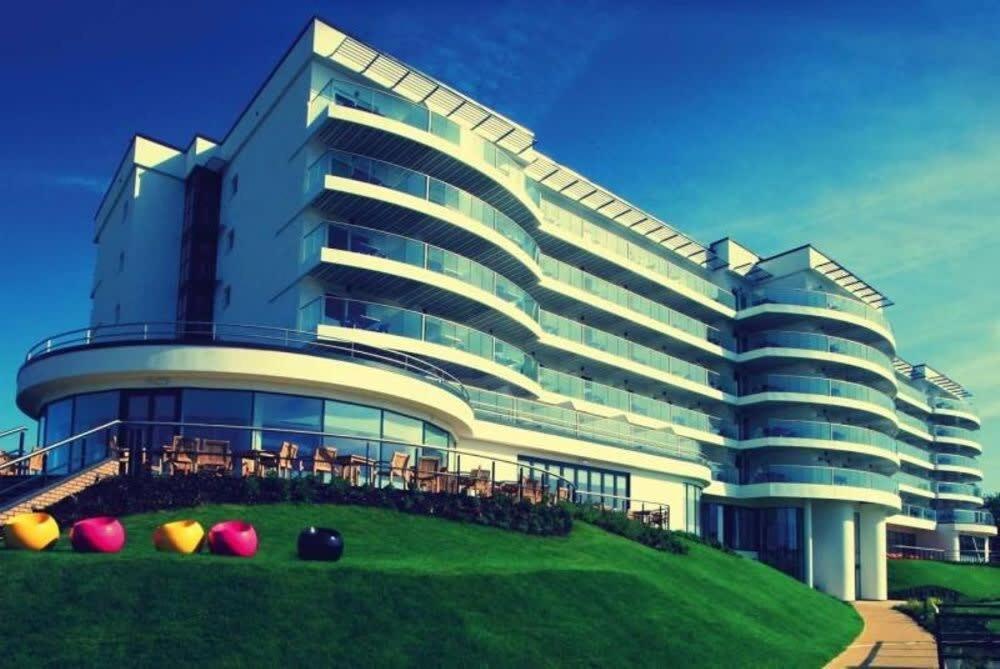Panoramic Sea Views In Beachfront Apt W Balcony Bognor Regis Eksteriør bilde